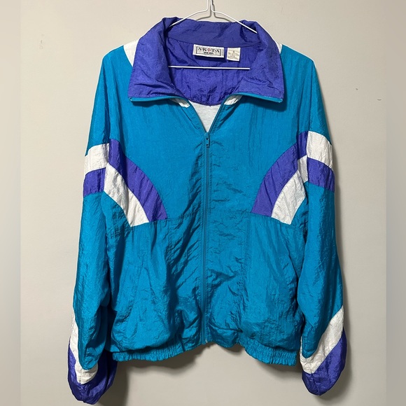 Vintage Akita Wear Windbreaker Jacket Size Small - Picture 1 of 3